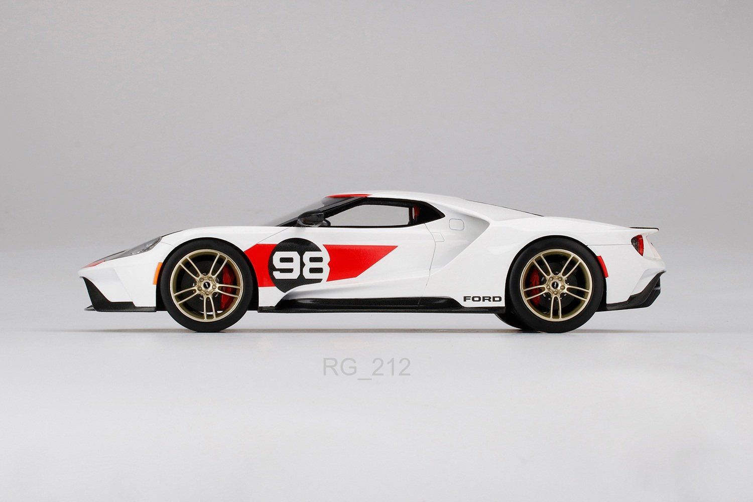Modellini d'auto: Ford GT Heritage Edition 1:18 – Nuovo e nell'imballaggio originale da Ulisbach venduto da mironebraska 2