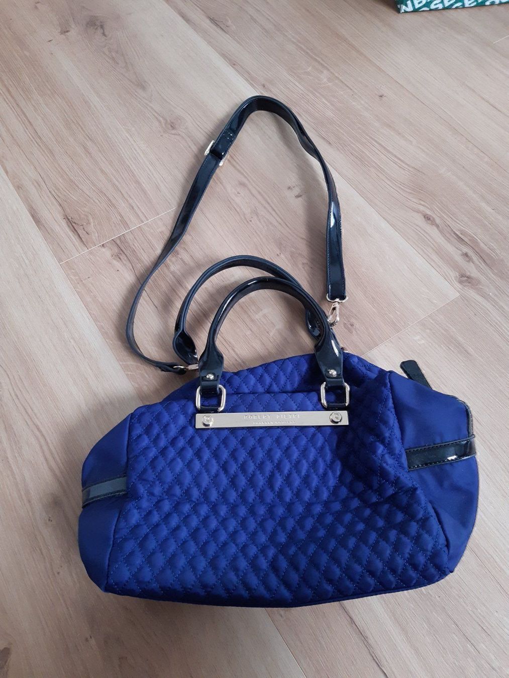 Taschen für Damen: Handtasche ROBERT PIETRI – Gebraucht aus Ins von PGD