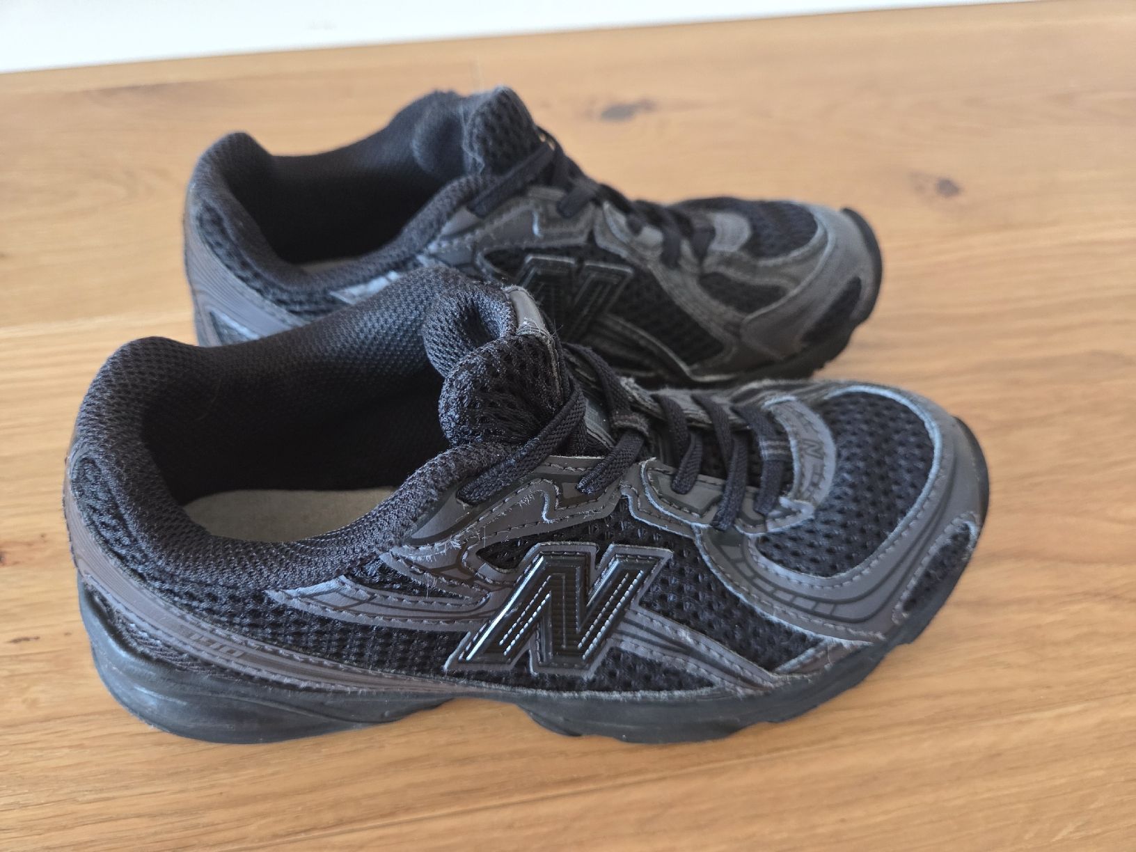 New Balance Herrenschuhe: New Balance 740 Kids – Gebraucht aus Stein AG von MARILiii89 1