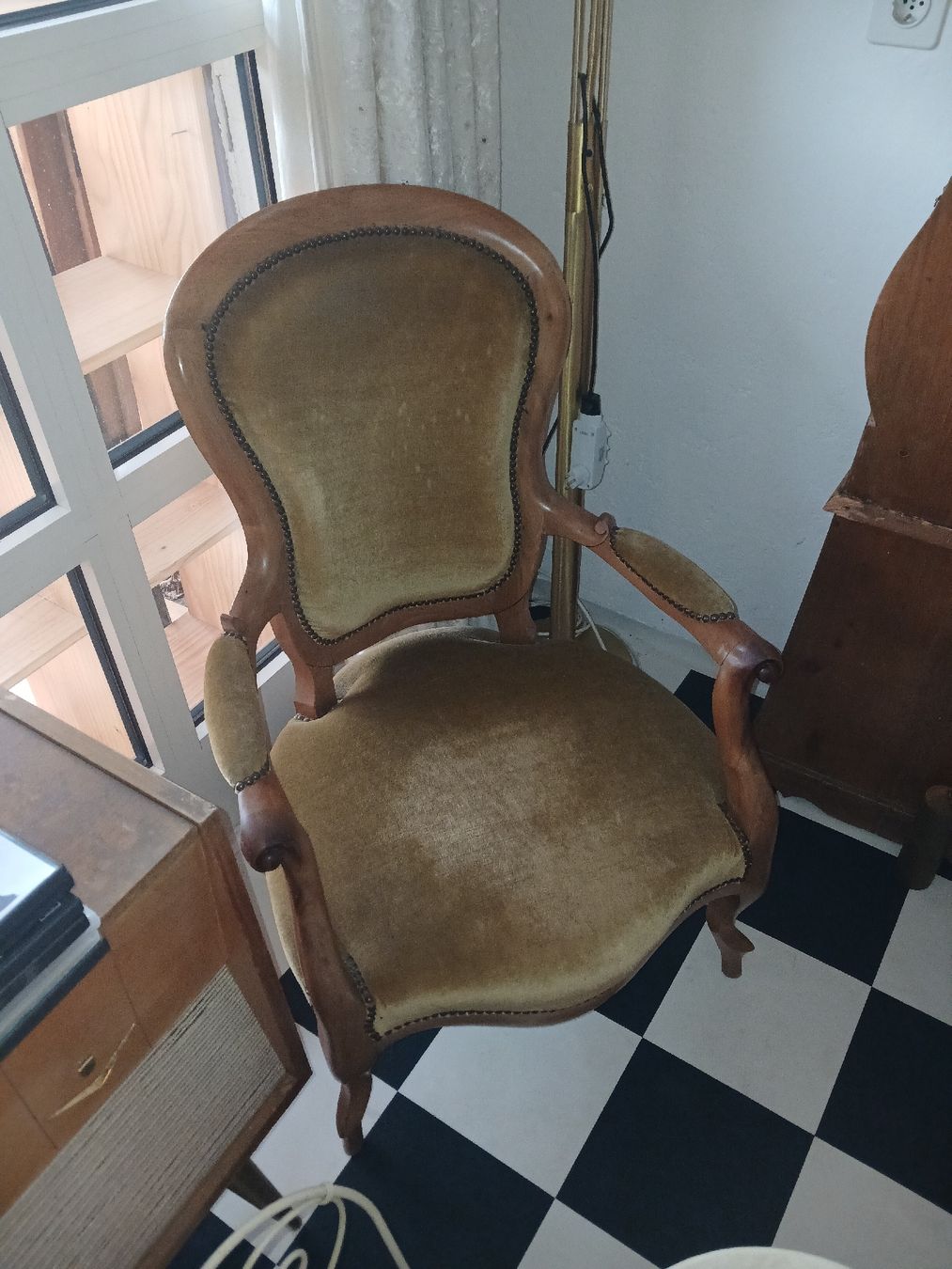 Fauteuils: Antiker Sessel – D'occasion à Hagenbuch ZH par bromaer