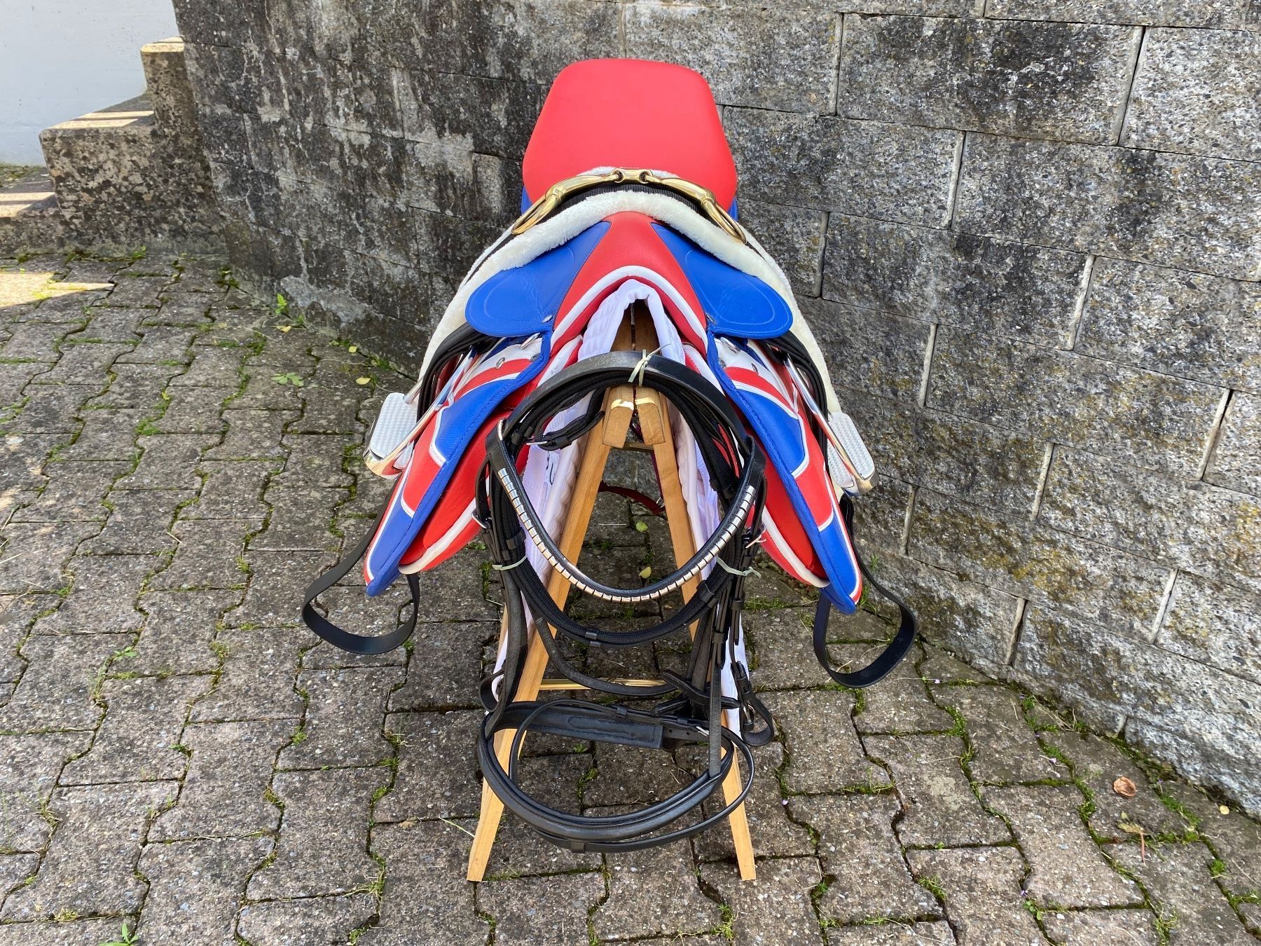 Selle & Accessori: schöner Vielseitigkeitssattel – Usato da Feldbach venduto da Fea1 4
