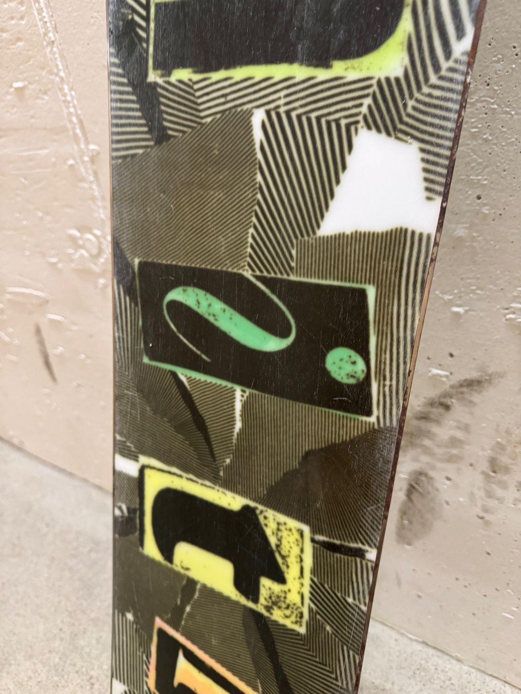 Snowboard Nitro Board: Nitro Snowboard Ripper Kids X Volcom 116 cm – Usato da Zürich venduto da mikedome 5