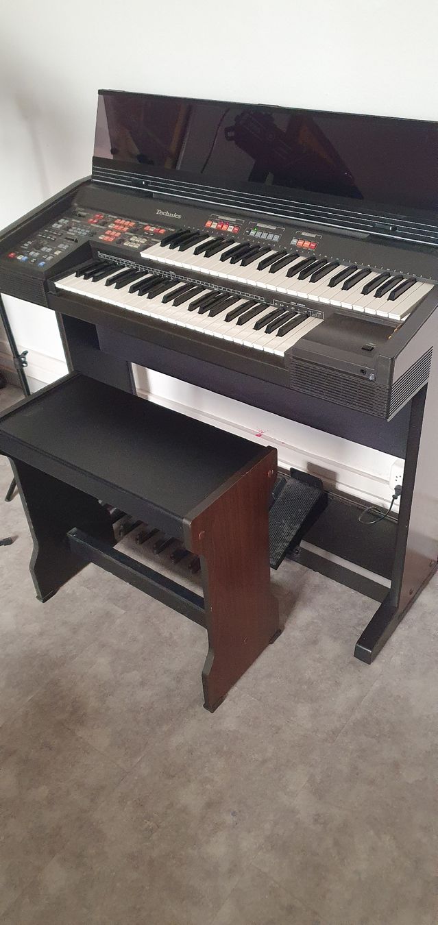 Technics Strumenti musicali: Elektronische Orgel Technics – Usato da Basel venduto da LiebeSchweiz