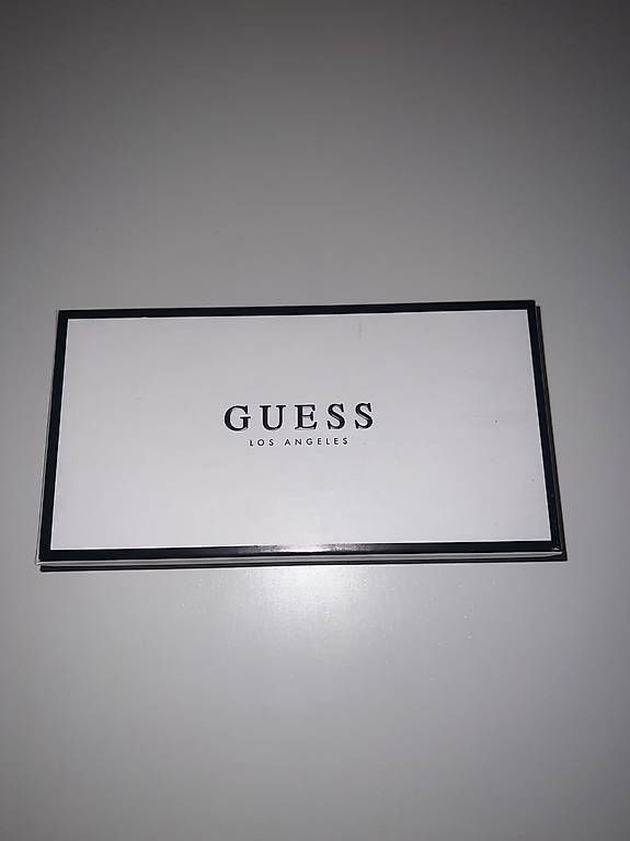 Guess Portamonete: Guess Portemonnaie – Usato da Obergösgen venduto da randomly
