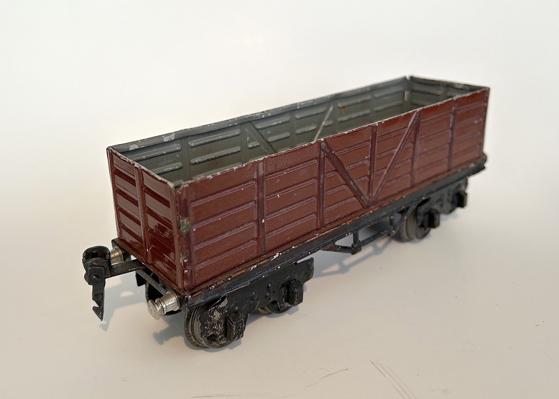 Märklin Modellini di ferrovie: Märklin Güterwagen Spur 0 – Usato da Uster venduto da karlmarx