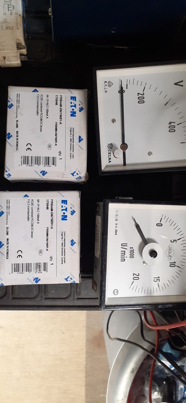 Kit bricolage: materiale  elettrico/elettronico – Usato da Pregassona venduto da udos46 4