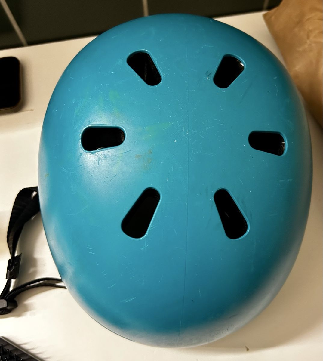 Micro Caschi: Casco Micro azzurro per bambini/e, misura 54-58cm – Usato da Zürich venduto da Nico_Eli 2