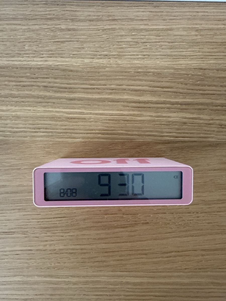 Lexon Wecker: Digitalwecker LEXON Flip Classic in Pink – Gebraucht aus Zürich von db1992 2