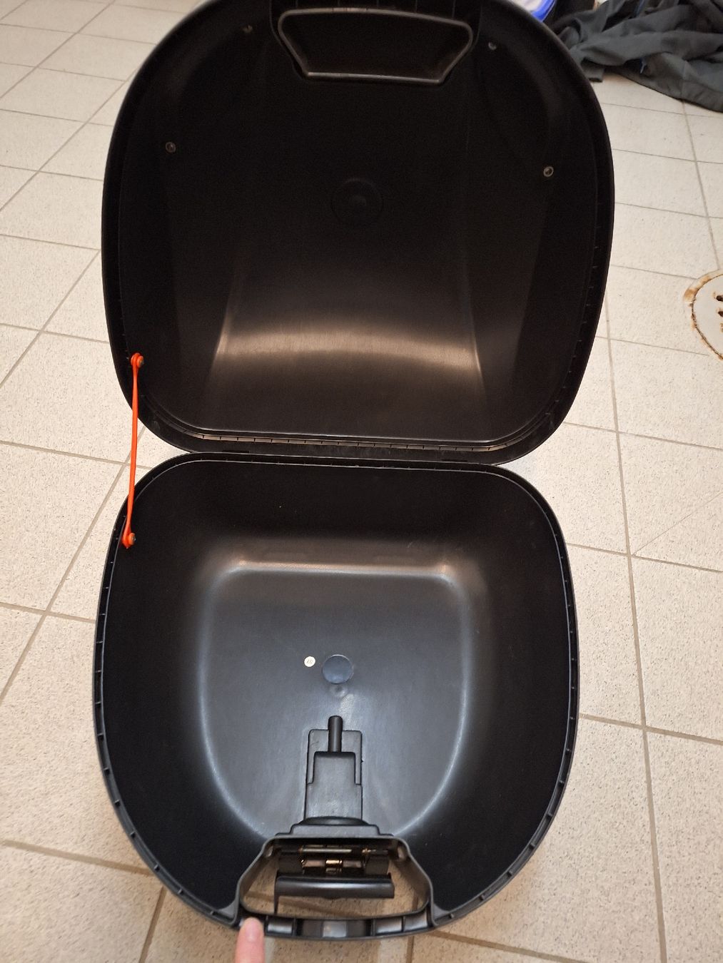Accessori per altri veicoli: Motorrad Koffer – Usato da Rothenthurm venduto da gerda8735 1