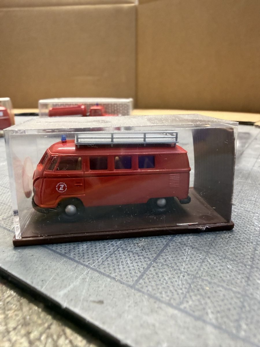 Modellini d'auto: Altes Feuerwehrauto Modell – Usato da Russikon venduto da Danielr5310 1
