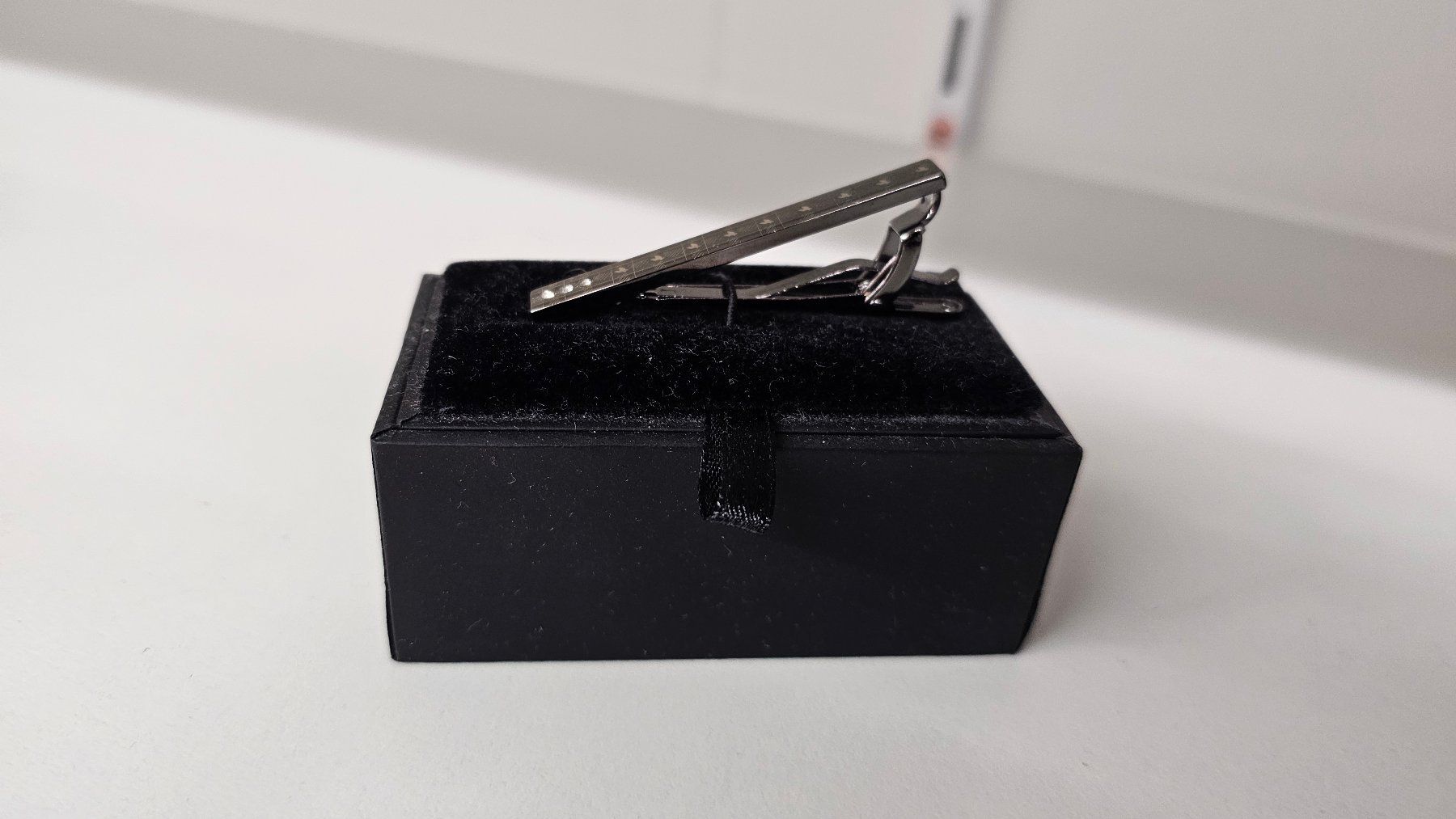 Cravatte: Krawattennadel neu und in Box verpackt – Nuovo e nell'imballaggio originale da Fehraltorf venduto da yan_t9yg 1