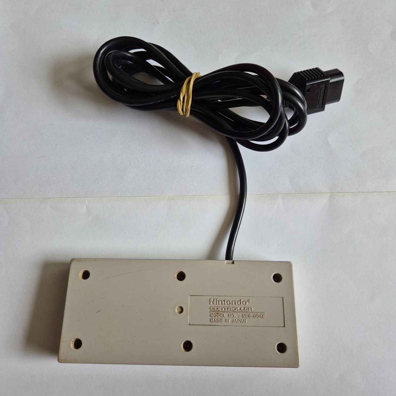 Nintendo Controller: Original NES Controller – Usato da Zürich venduto da Mephisto87 1
