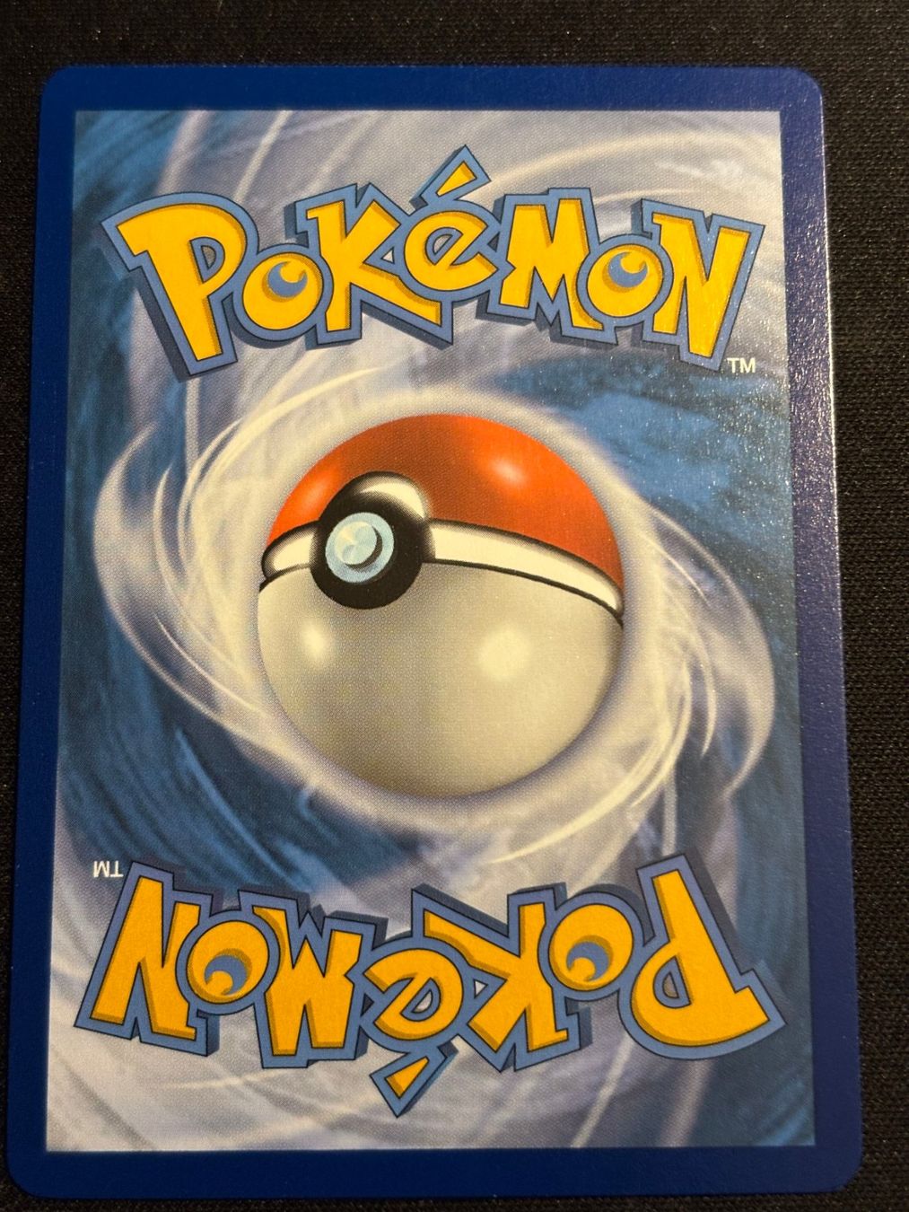 Pokémon Carte collezionabili: Pokemon Nickit - Evolving-Skies 104/203 - English – Usato da Bern venduto da Big_GS 1