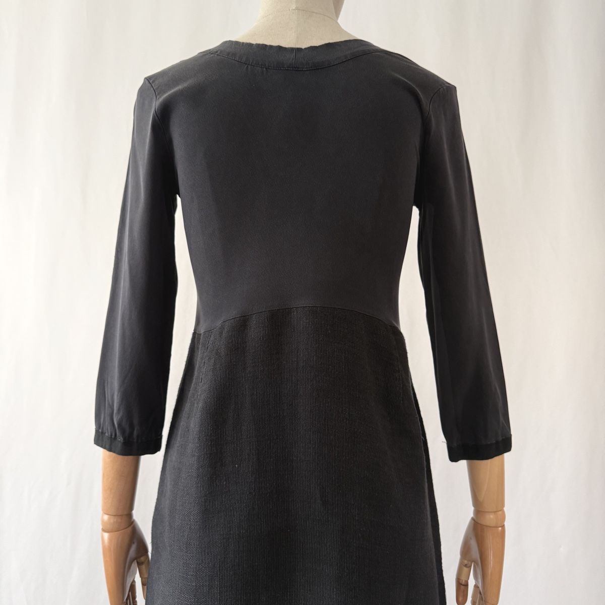 Vestiti: KRISTENSEN DU NORD Dress – Usato da Emmen venduto da Colette-Juliette 5