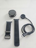 Samsung Galaxy Watch Ultra mit Zubehör