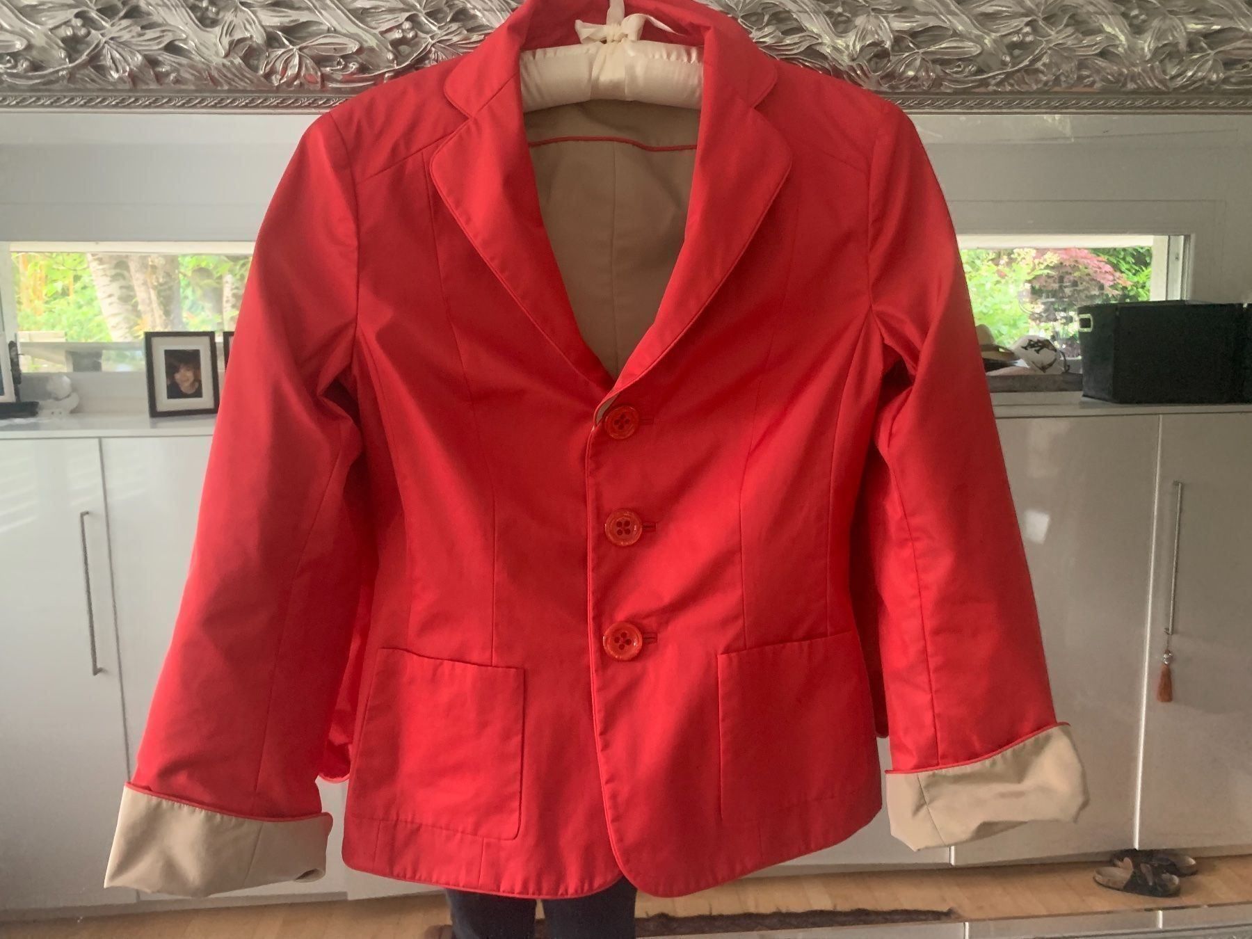 Giacche: Rena Lange Blazer, rot oder beige – Nuovo e nell'imballaggio originale da Hombrechtikon venduto da Herbstsonne 5