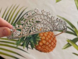 Braut Tiara mit Zirkonia Steinen
