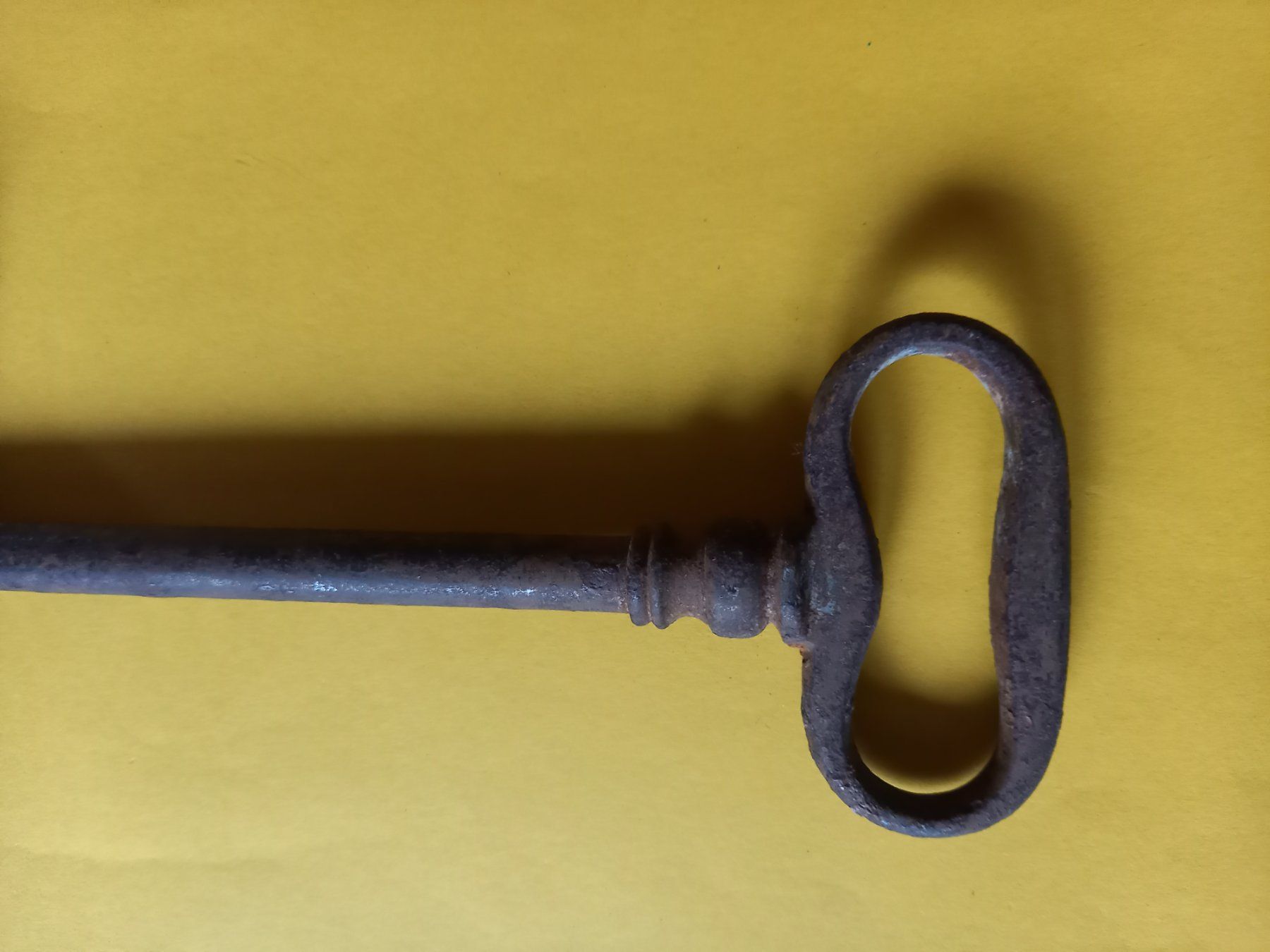 Chiavi: Clef ancienne en fer forgé – Usato da Rossens FR venduto da Souris1 5