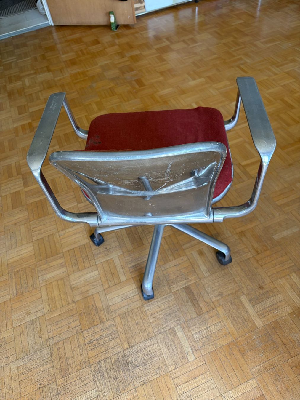 Sedie: SUPPORTO CHAIR BY FRED SCOTT FOR HILLE – Usato da Küsnacht ZH venduto da joh_5qrt 2