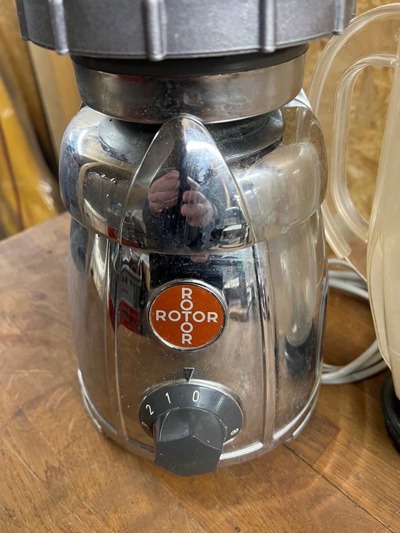 Rotor Mixer mit zwei grossen Mixbechern (Gebraucht) in Gossau SG für ...