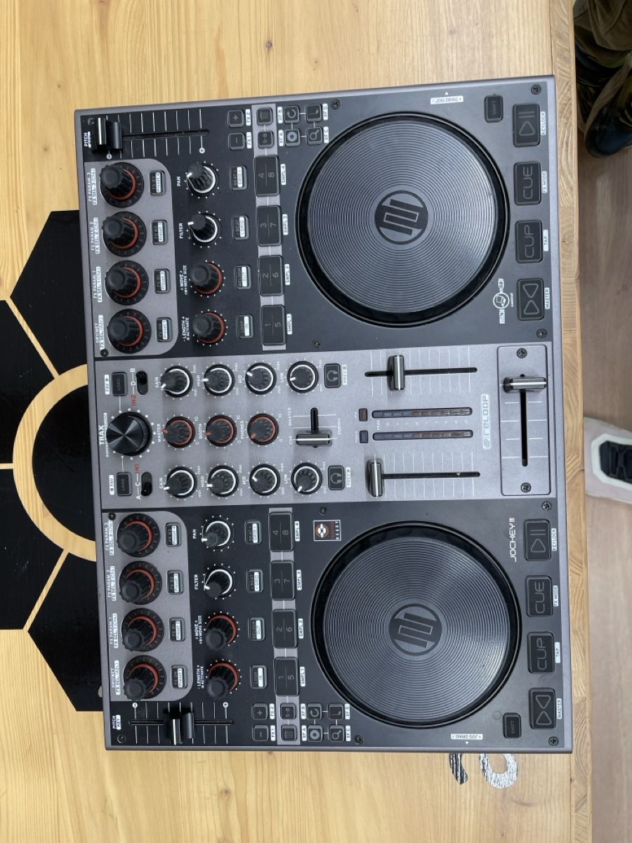 Reloop Mischpulte: Reloop Jockey 3 Remix Digital DJ Controller - Top Zustand! – Gebraucht aus Stans von lion85 1