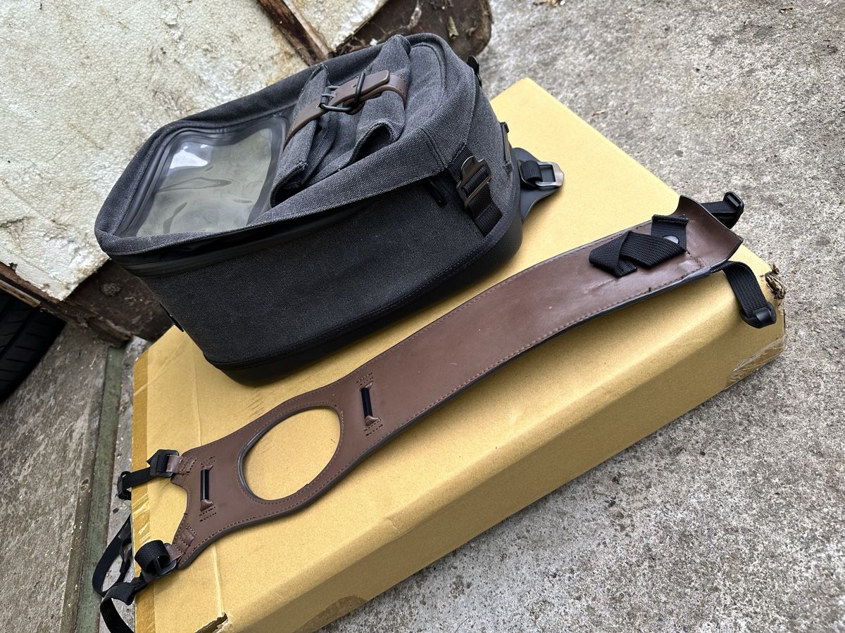 BMW Borse: BMW Tankrucksack Edition Leder 11L, Preis verhandelbar – Nuovo (secondo la descrizione) da Hirzel venduto da Thenoah78 4