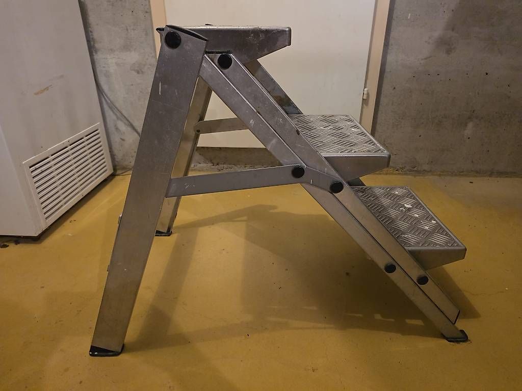 Scale: Dreitritt Leiter 70cm – Usato da Wilen b. Wollerau venduto da Karin1985 3