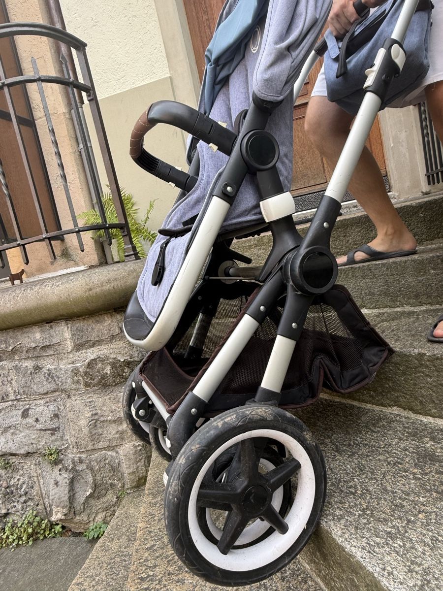 Bugaboo Carrozzine: Bugaboo Fox mit 2 wheel mode  – Usato da Thalwil venduto da Phoebe8800 7