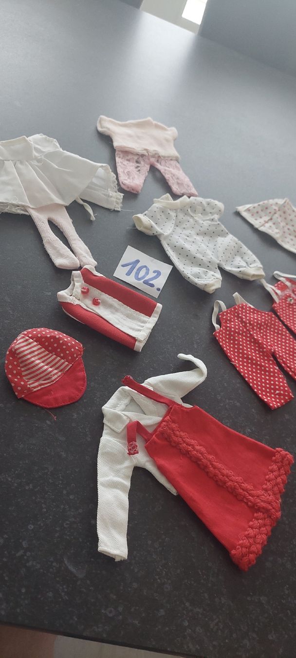 Puppen: kleine Puppenkleidchen  – Gebraucht aus Muri AG von nindo1 9