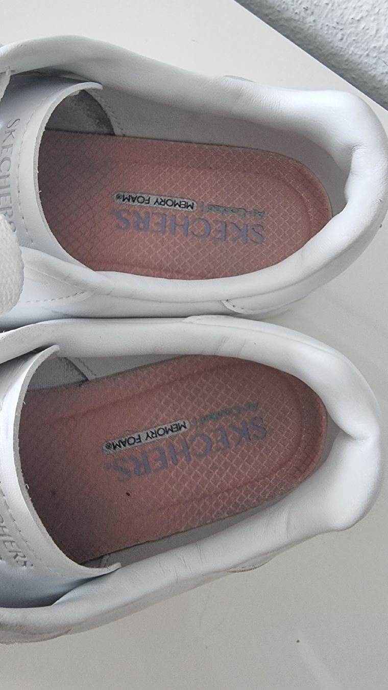 Skechers Scarpe da donna: Sneaker von Sketchers, weiss, Grösse 39 – Usato da Zuchwil venduto da chnudi97 2