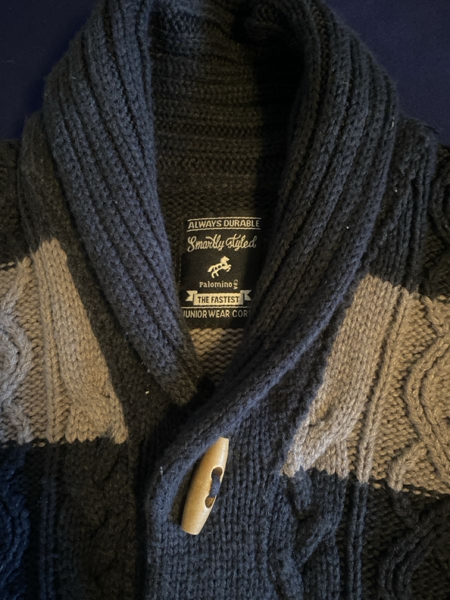 C&A Jacken & Mäntel: Warme Strickjacke Gr. 128, Top Zustand! – Gebraucht aus Zürich von sar_7s87 1