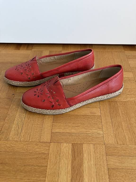 Scarpe da donna: Schuhe Grösse 40 von Roberto Santi – Usato da Basel venduto da Annikalypse 1