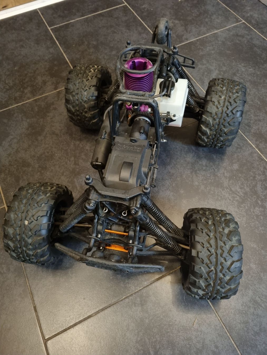 HPI Modellismo RC: HPI Savage X 1:8 Nitro mit Grave Digger Karo – Usato da Suberg venduto da AmStaffDaddy 5