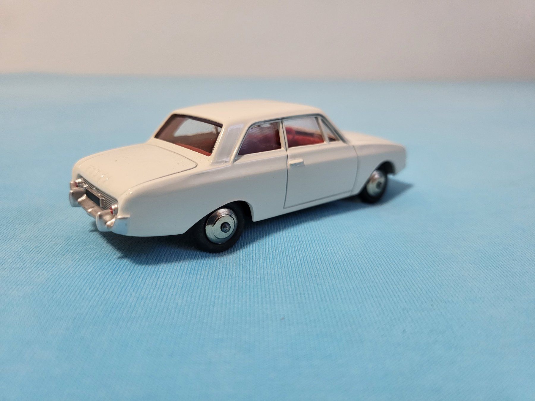 Ford Modellini d'auto: Ford Taunus 17M, Weiss – Nuovo (secondo la descrizione) da Glattbrugg venduto da PhilKrill 5