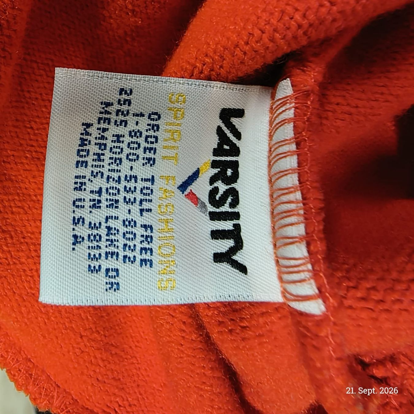 Maglioni & Felpe: Pullover Varsity orange mit weissen Streifen gebraucht – Usato da Emmetten venduto da SecondhandSiska 3