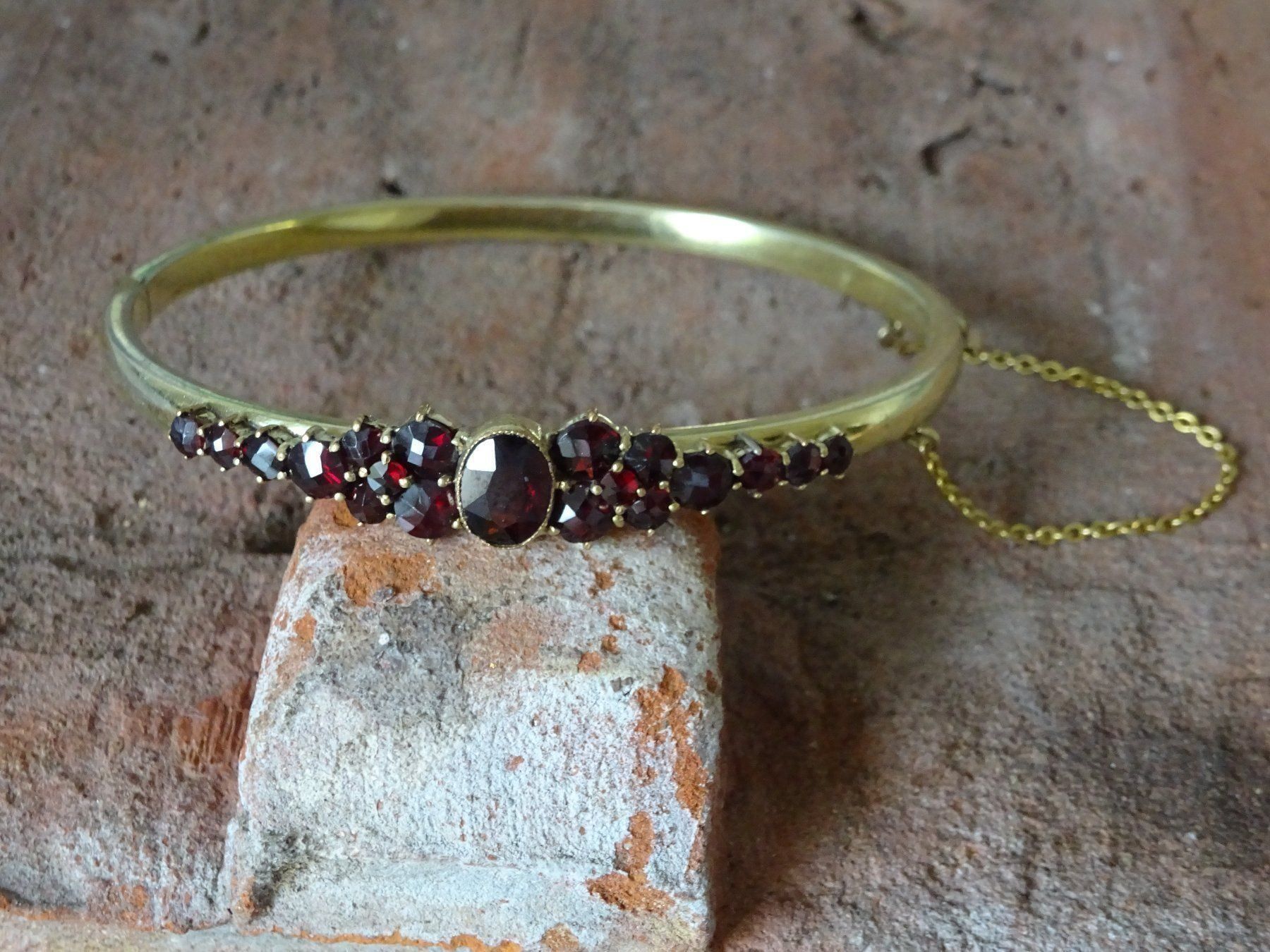 Bracciali & Braccialetti: Granat Armspange – Usato da Esslingen venduto da FetteSchnecke 1