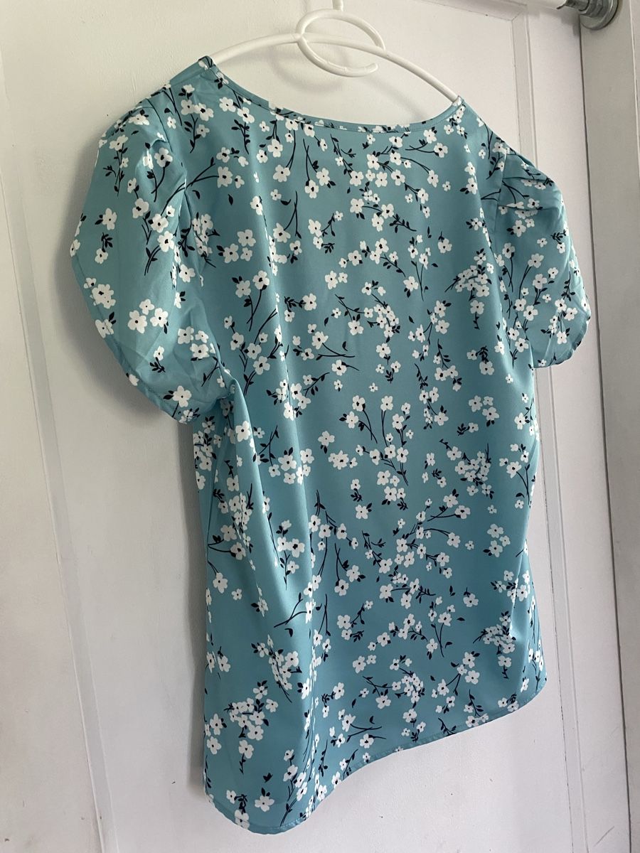 Blusen: Bluse gr. L – Neu (gemäss Beschreibung) aus Seewen SZ von shaky01 2