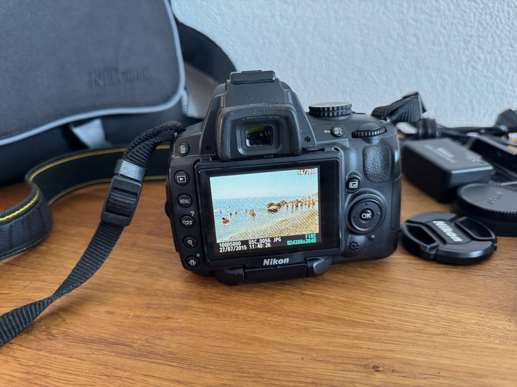 Nikon Fotocamera: Nikon D5000 mit 18-55 mm objektiv – Nuovo (secondo la descrizione) da Frauenfeld venduto da dilili 5