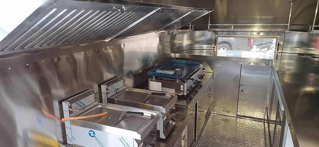 Rimorchi: Foodtrailer der Extraklasse – Usato da Münster VS venduto da ang_b9rz 3