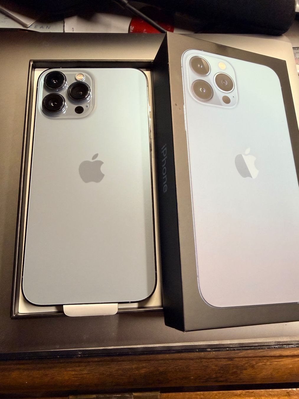 Apple Telefoni cellulari / Smartphones: iPhone 13 Pro Max 256GB Blau – Usato da Rietheim venduto da Tech-guy