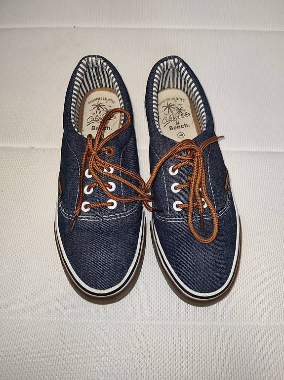 Bench Scarpe da uomo: Skater/Sneaker Marke Bench – Usato da Guggisberg venduto da ele_k7vb