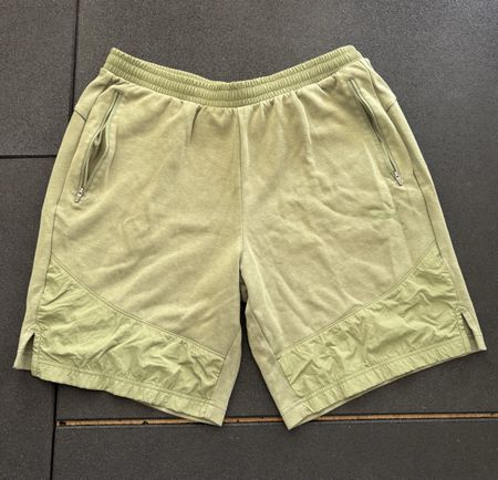 PUMA Sport Shorts, L, Olivgrün