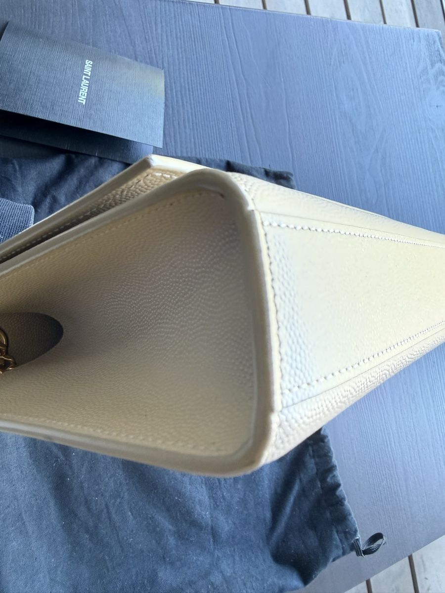 Saint Laurent Borse da donna: Saint Laurent Kate medium beige – Nuovo (secondo la descrizione) da Zürich venduto da CVMK 3