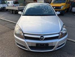Opel Astra H 16