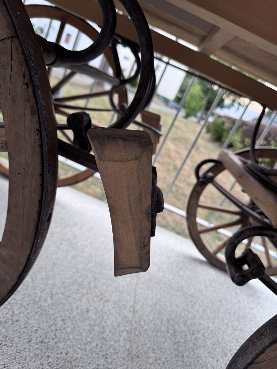 Articoli in legno: Holzwagen – Usato da Zuchwil venduto da csi_q9mz 8