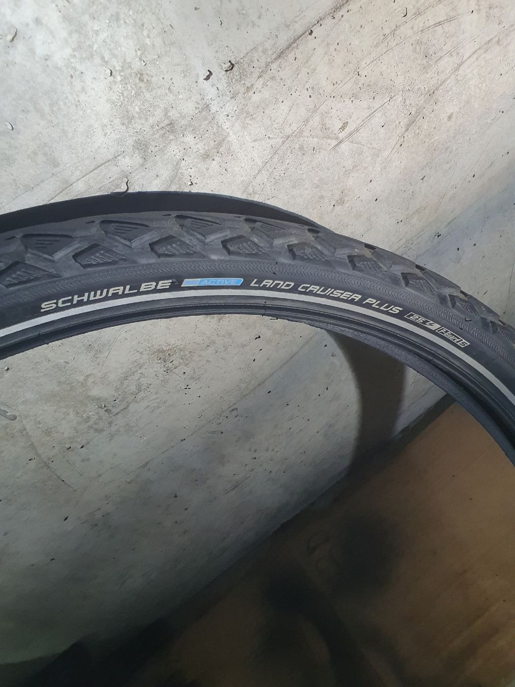 Pezzi di ricambio: MTB Pneu Schwalbe Active 27.5x2.00 – Usato da Rothenburg venduto da PHSKC 2