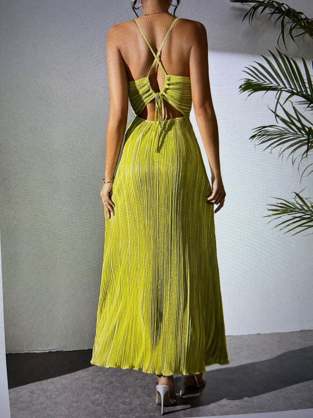Vestiti: Robe longue d'été plissée dos nu – Nuovo (secondo la descrizione) da Court venduto da Style_ambre 1