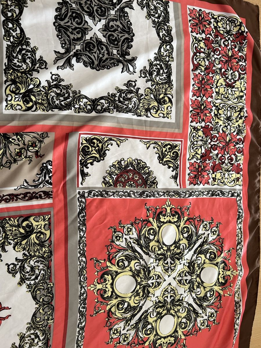 Foulard & Sciarpe: Foulard Ted Lapidus neuf – Nuovo (secondo la descrizione) da Vuisternens devant Romont venduto da cavalier84 4