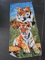 Grosses Badetuch mit Tiger-Motiv