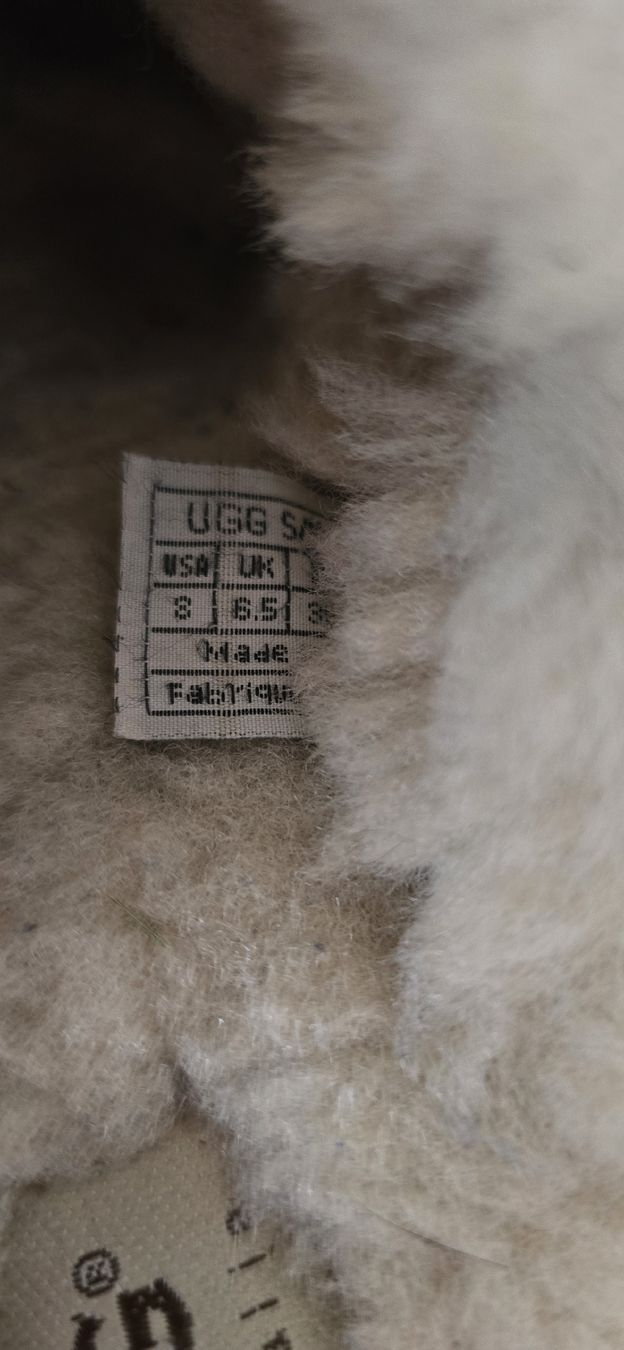 Ugg Damenschuhe: Kuschelige UGG Hausschuhe Gr. 38,5 – Gebraucht aus Kirchlindach von Javea7 2